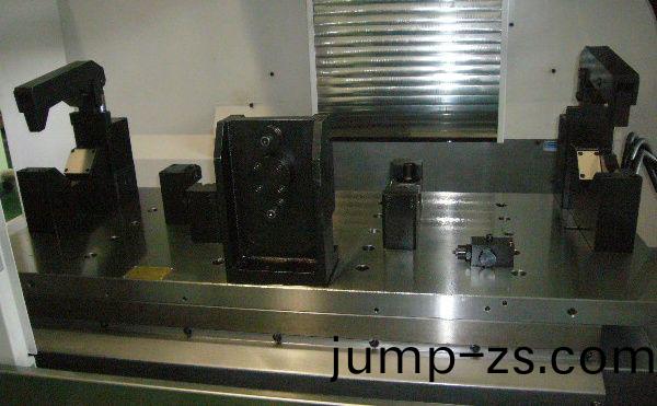 后橋(qiao)加(jia)工(gong)裌具(ju)